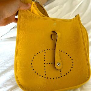 Hermes Evelyne 29 purchased February 2024 comes with bag